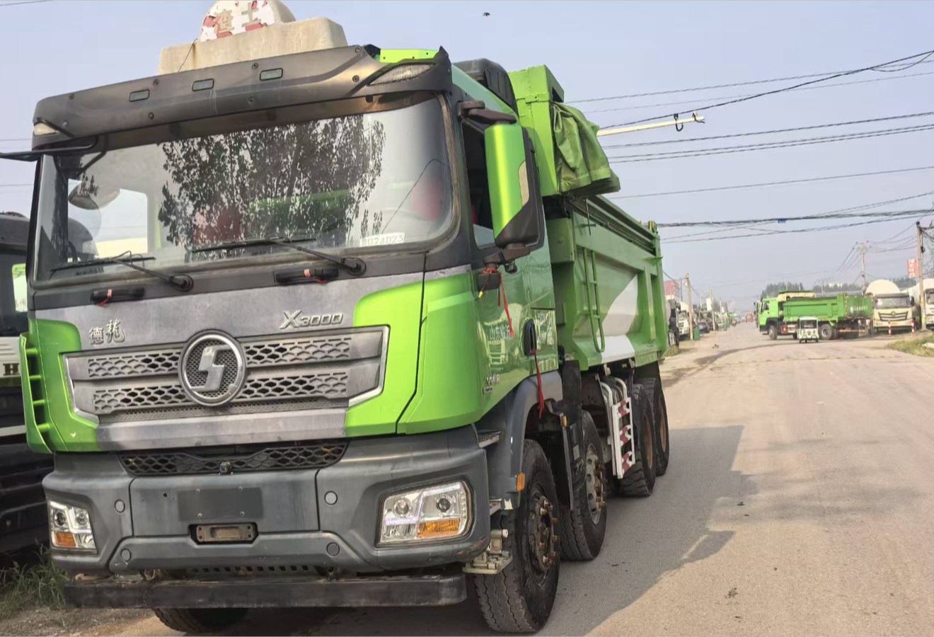 陕汽 德龙X3000 430马力 8×4 自卸车