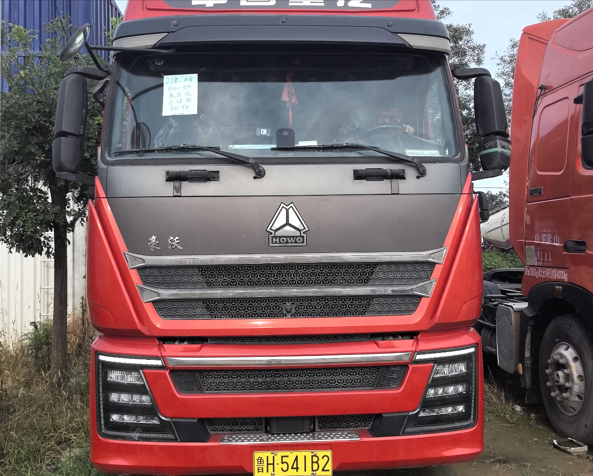 重汽豪沃 HOWO T7H 540马力 6×4 牵引车 2