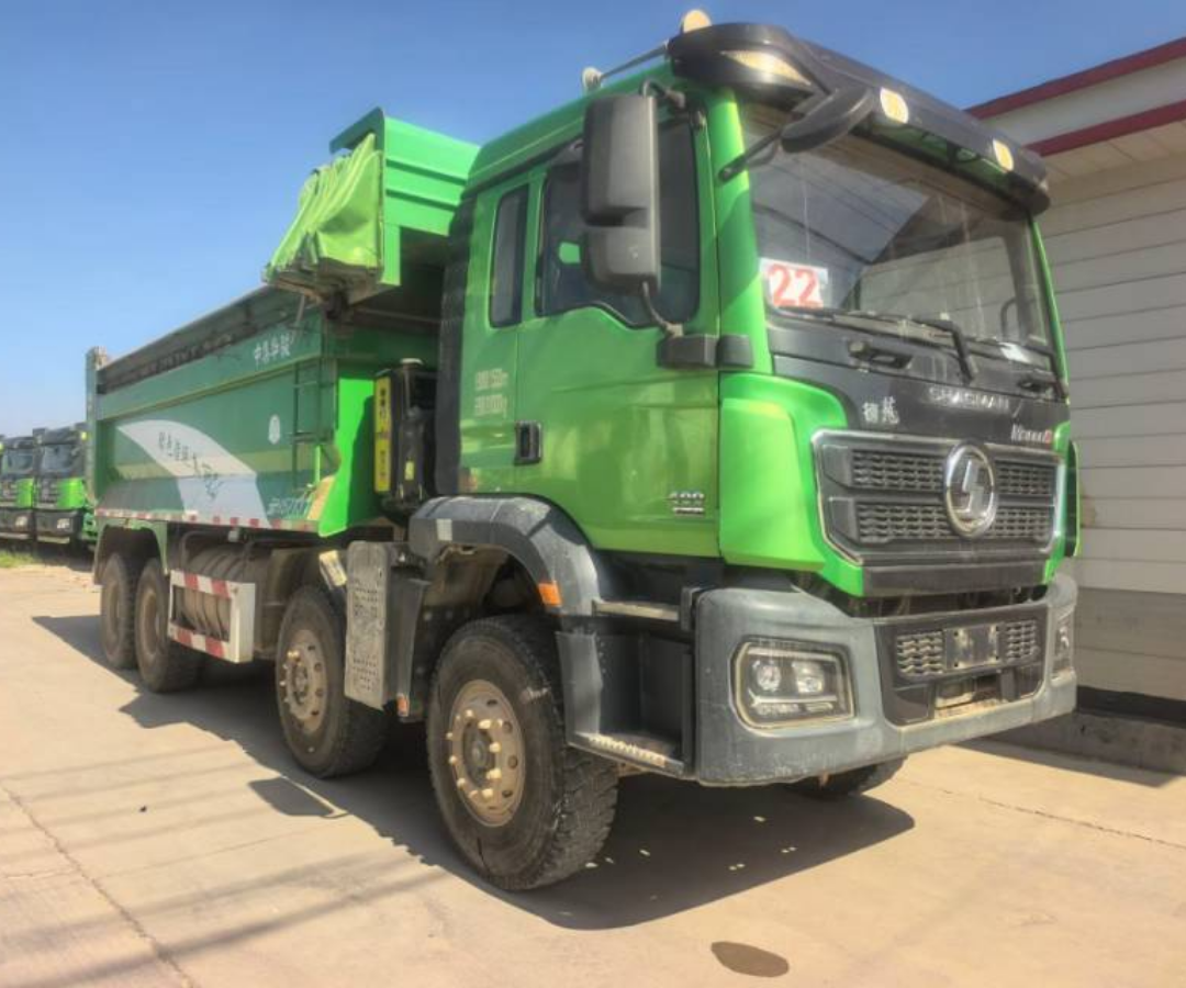 陕汽 德龙M3000S 400马力 8×4 自卸车