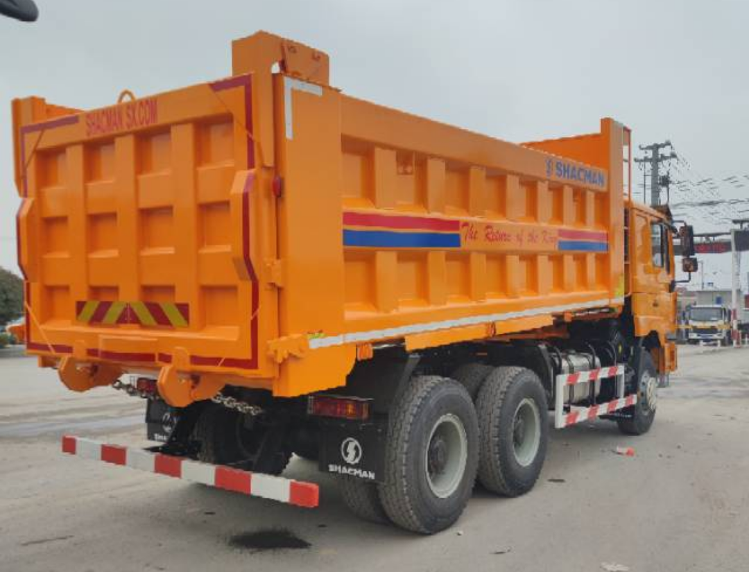 陕汽 德龙F3000 380马力 6×4 自卸车 2