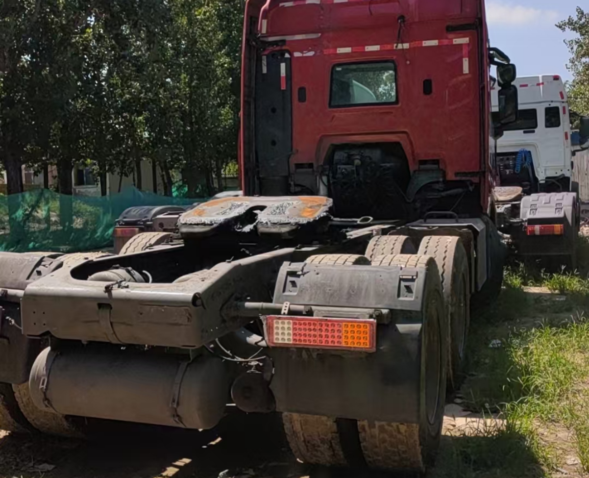 重汽豪沃 其他车系 510马力 6×4 牵引车 2