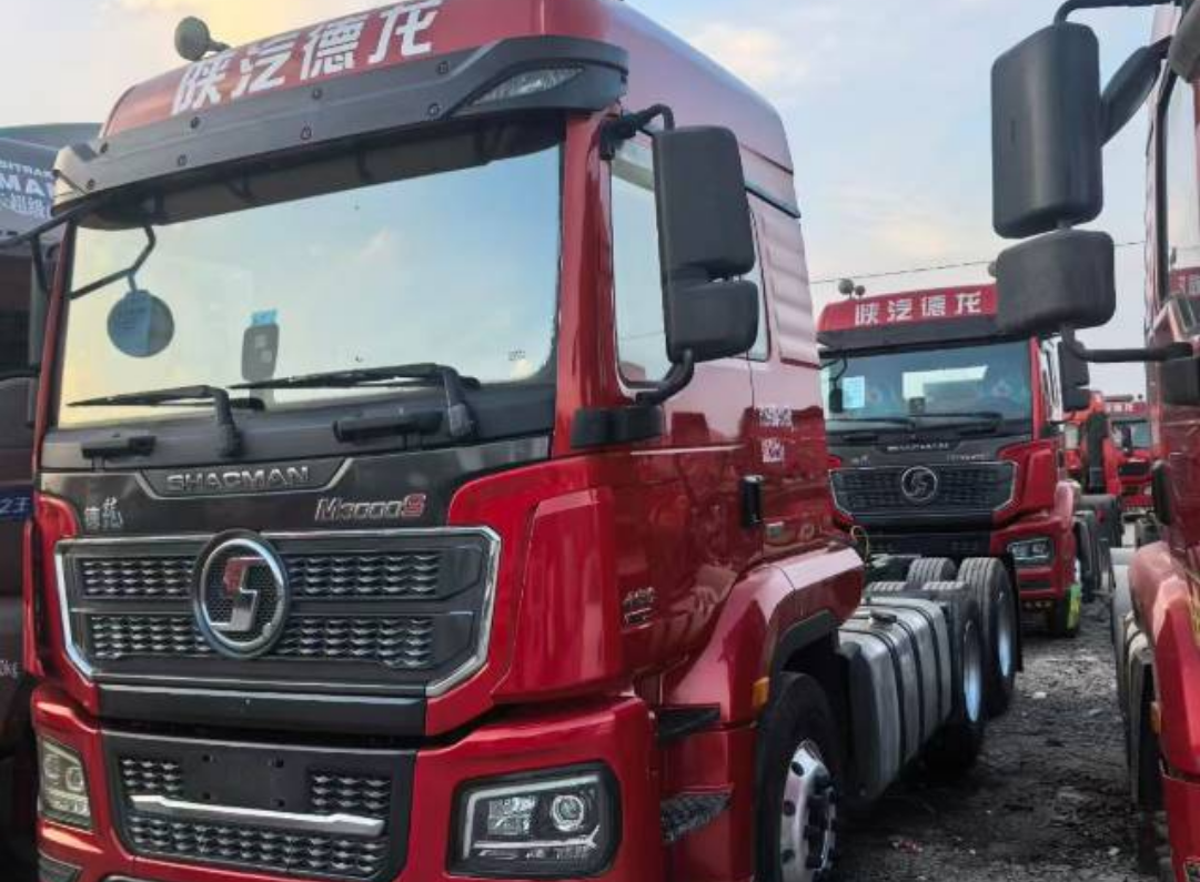 陕汽 德龙M3000S 460马力 6×4 牵引车
