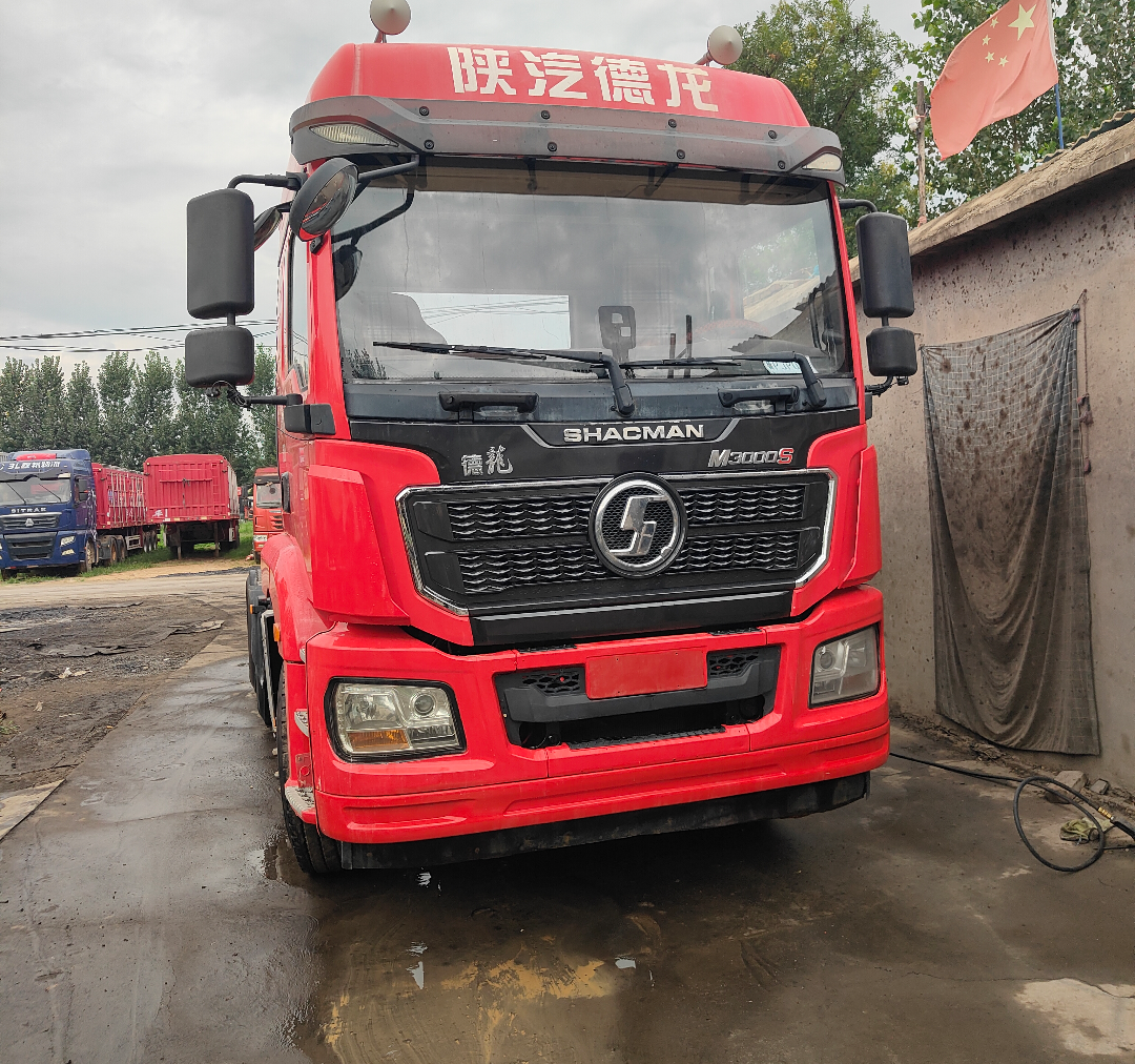 陕汽 德龙M3000S 460马力 6×4 牵引车 2