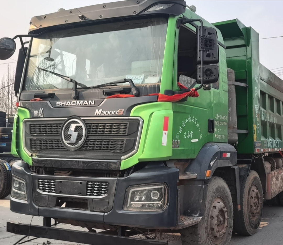 陕汽 德龙M3000S 400马力 8×4 自卸车