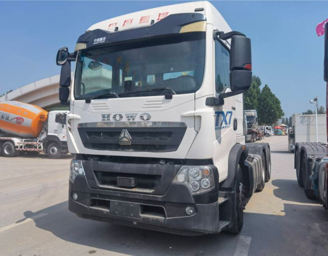 重汽豪沃 HOWO TX 460马力 6×4 牵引车