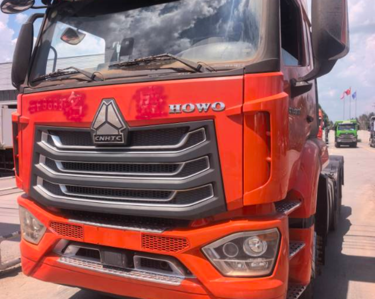 重汽豪沃 HOWO N7W 460马力 6×4 牵引车 2