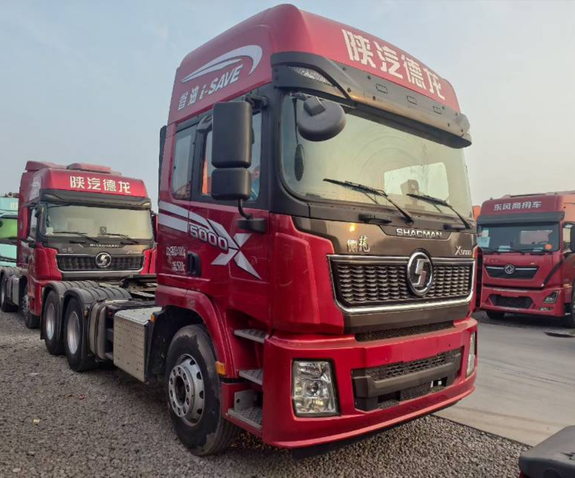 陕汽 德龙X5000 480马力 6×4 牵引车 2