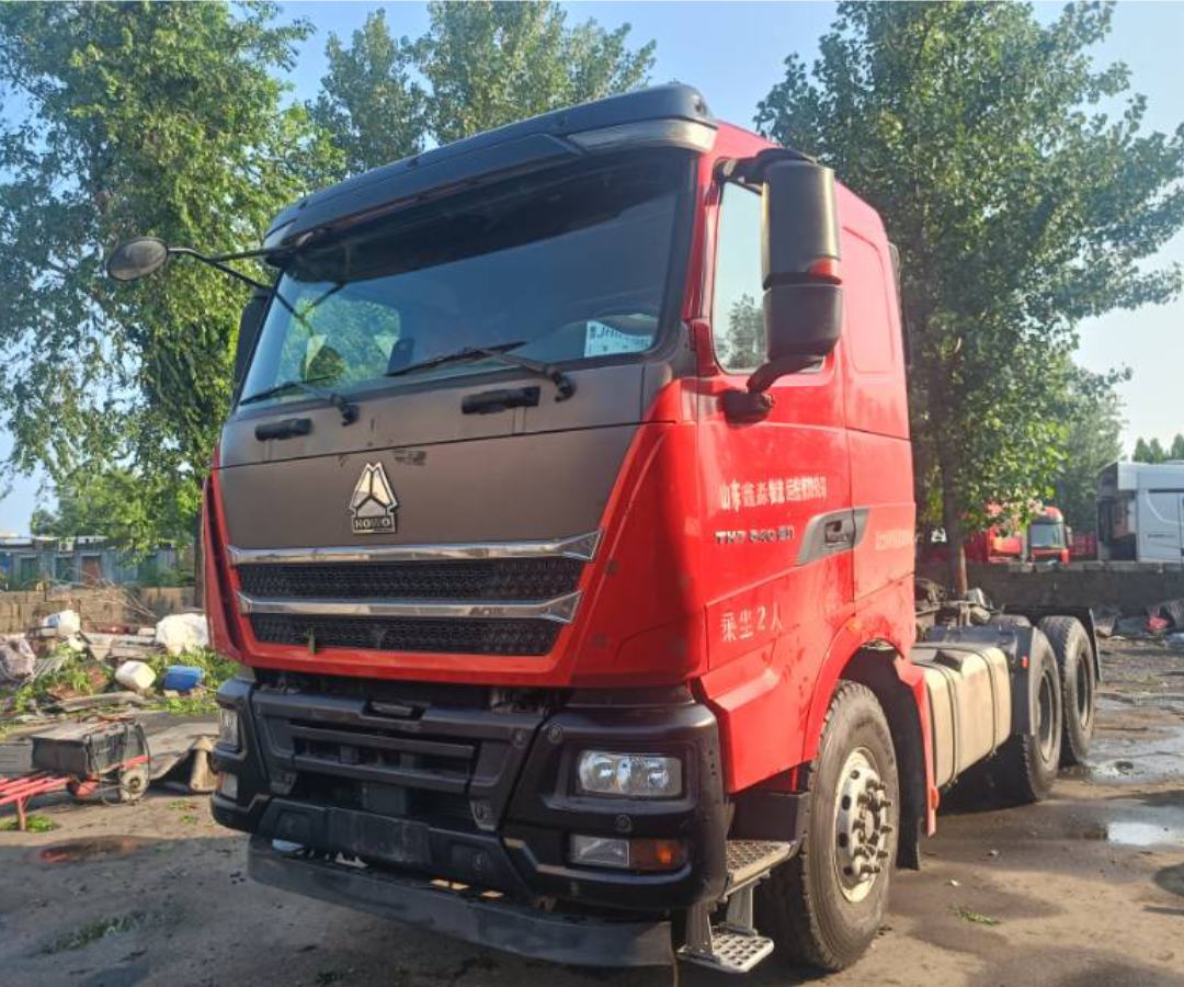 重汽豪沃 HOWO T7H 540马力 6×4 牵引车
