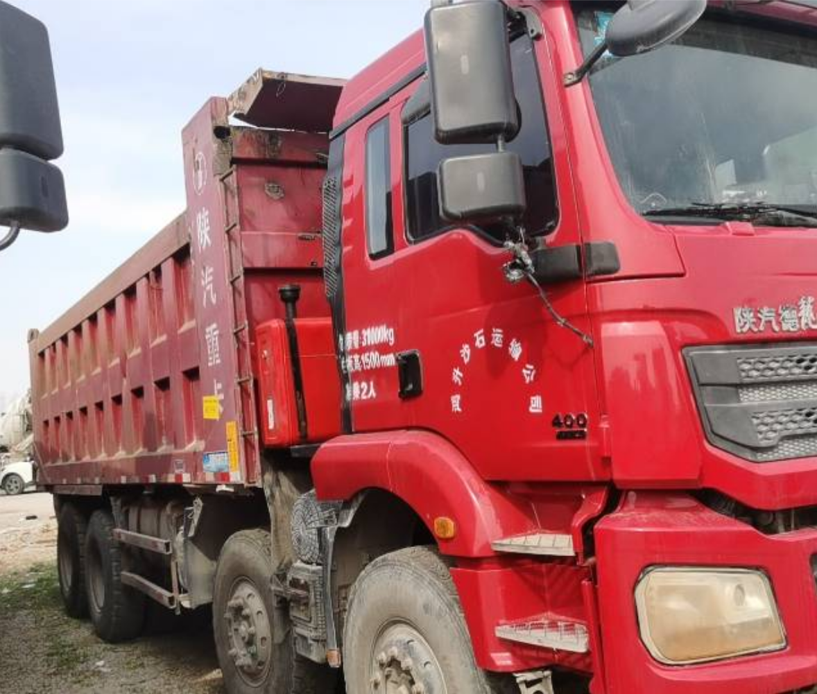 陕汽 德龙新M3000 400马力 8×4 自卸车 2