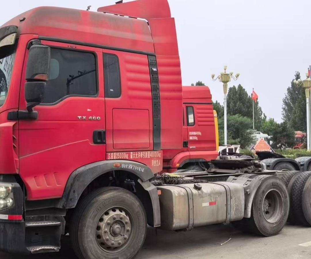 重汽豪沃 HOWO TX 460马力 6×4 牵引车