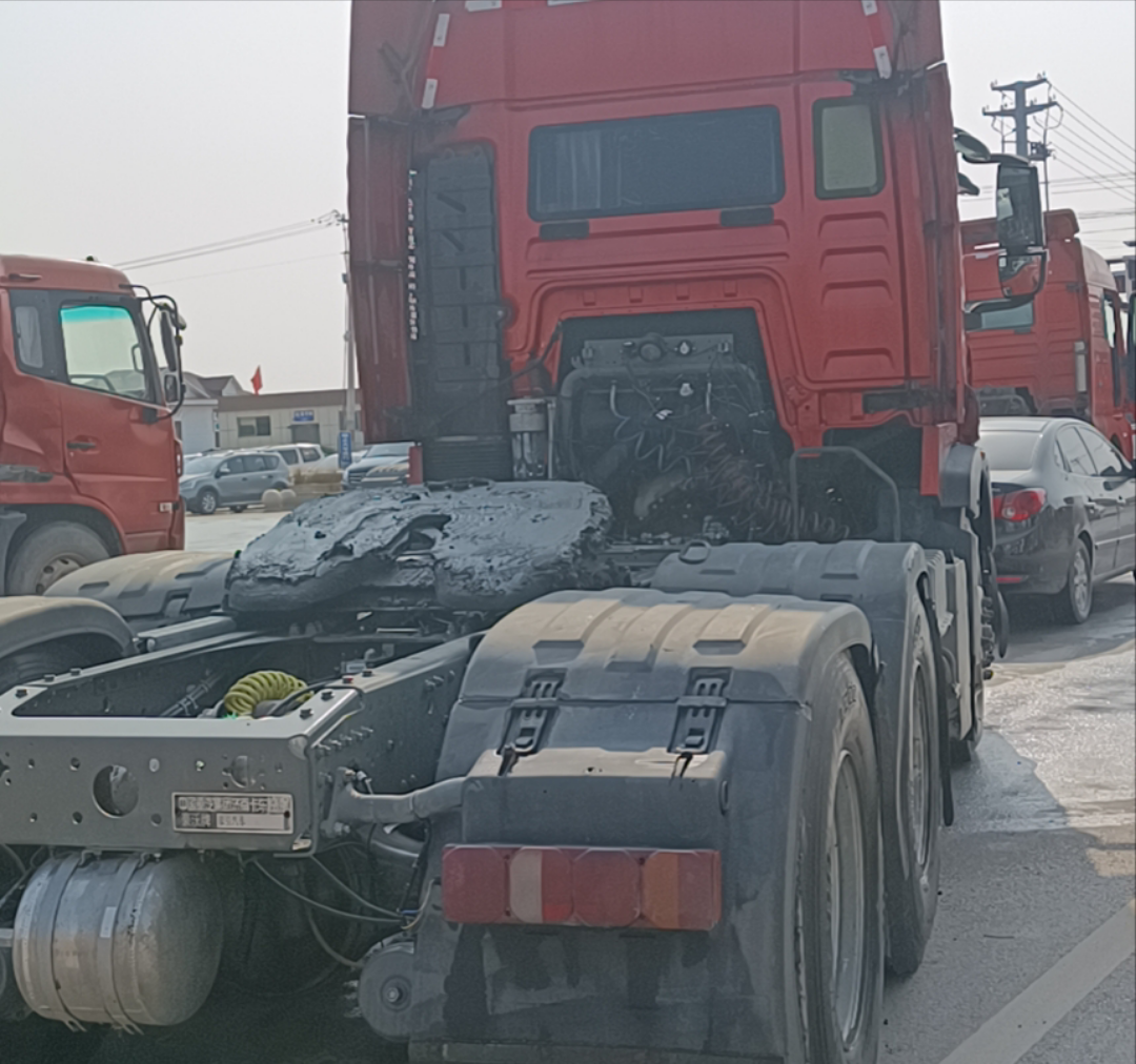 重汽豪沃 HOWO TX 460马力 6×4 牵引车