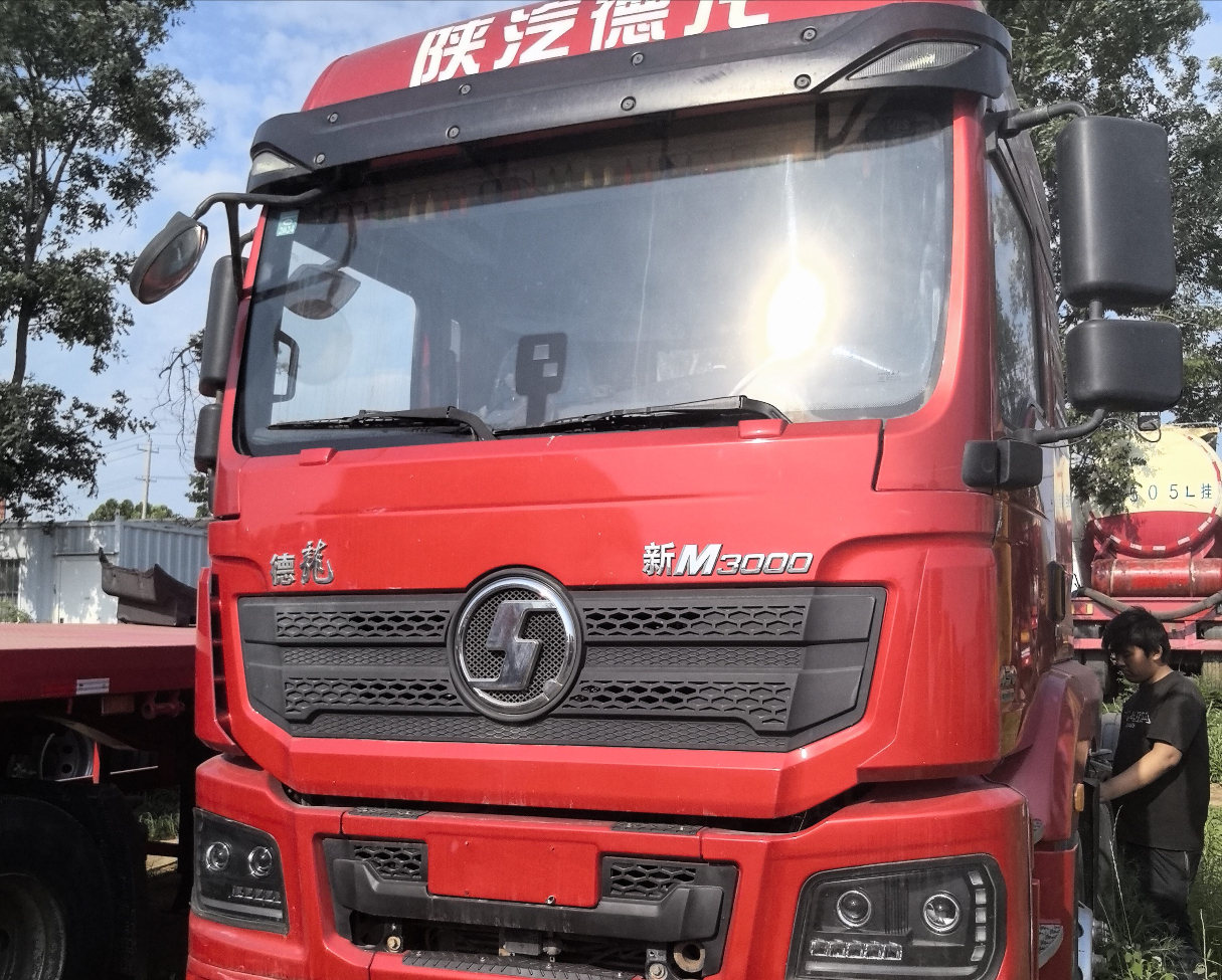 陕汽 德龙M3000S 430马力 6×4 牵引车 2