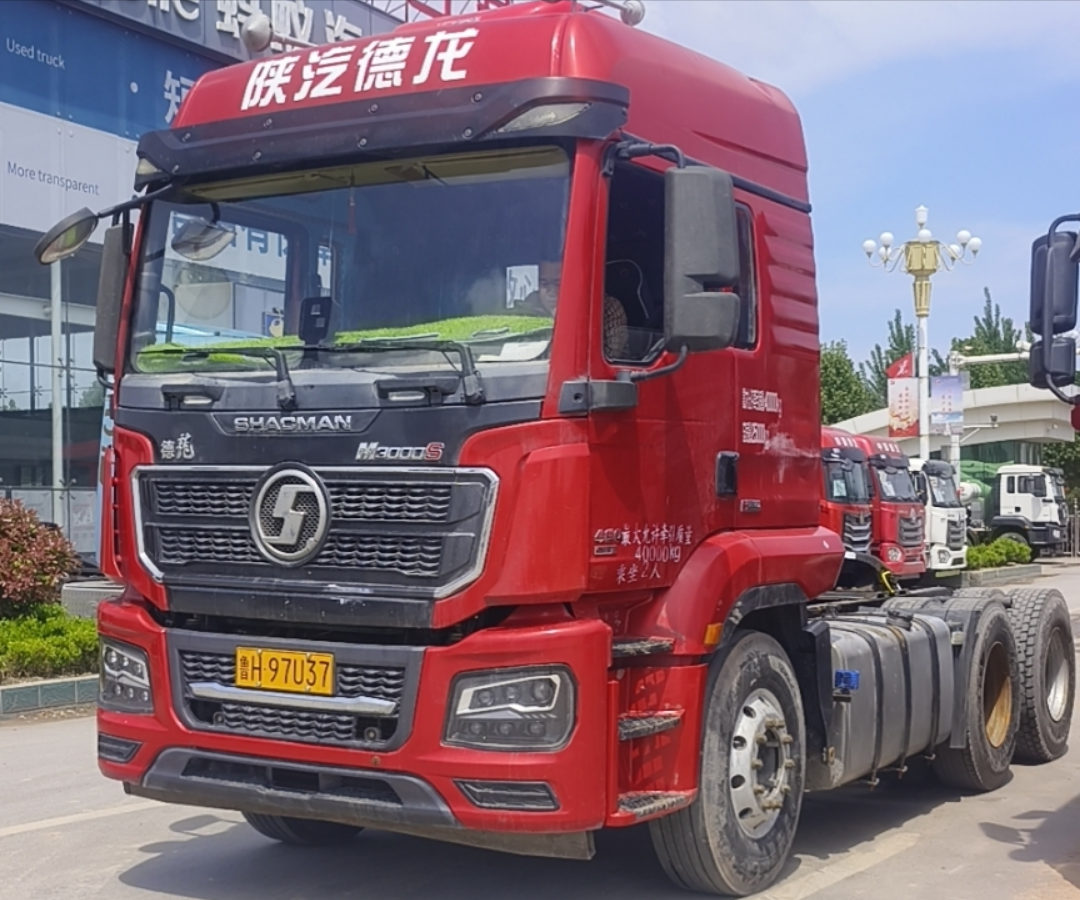 陕汽 德龙M3000S 460马力 6×4 牵引车