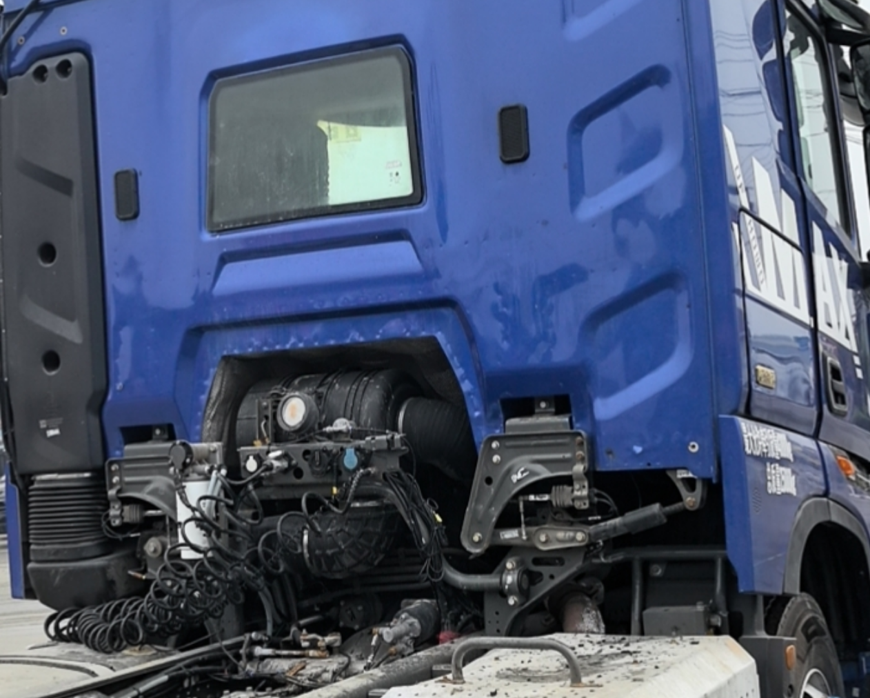 重汽豪沃 其他车系 460马力 6×4 牵引车 2