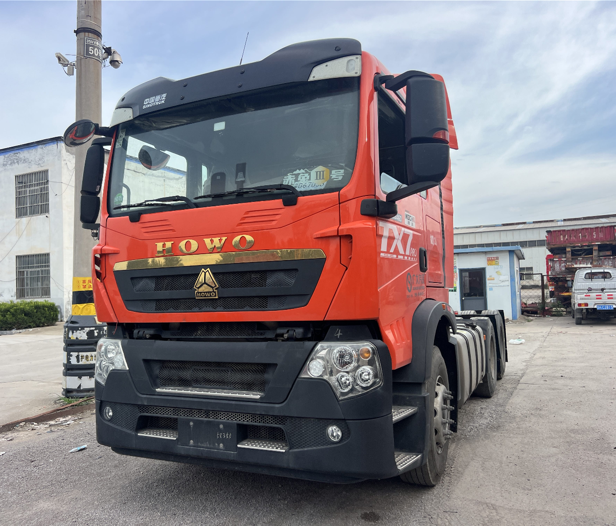 重汽豪沃 HOWO TX7 460马力 6×4 牵引车