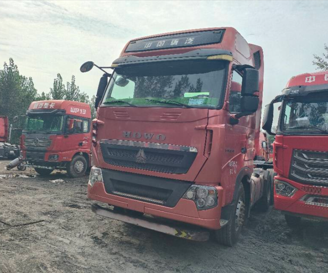 重汽豪沃 HOWO-7 540马力 6×4 牵引车