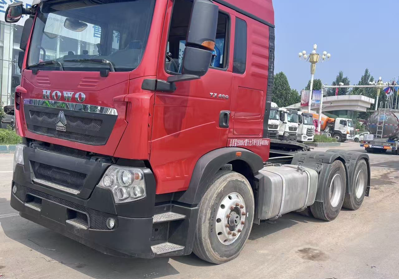重汽豪沃 HOWO TX 460马力 6×4 牵引车 2
