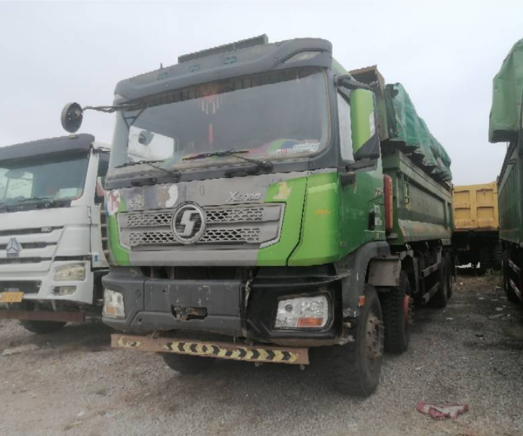 陕汽 德龙X3000 430马力 8×4 自卸车 2