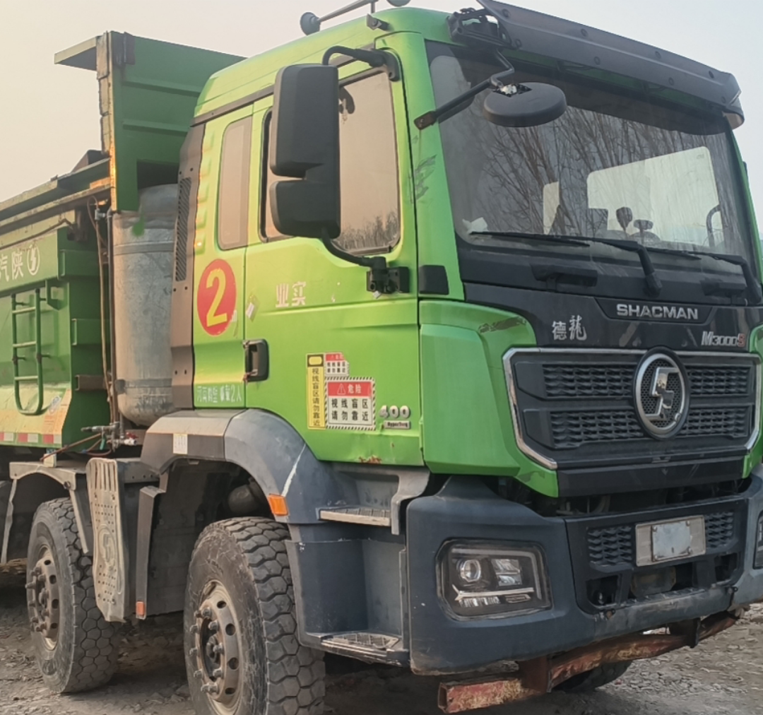陕汽 德龙M3000S 400马力 8×4 自卸车