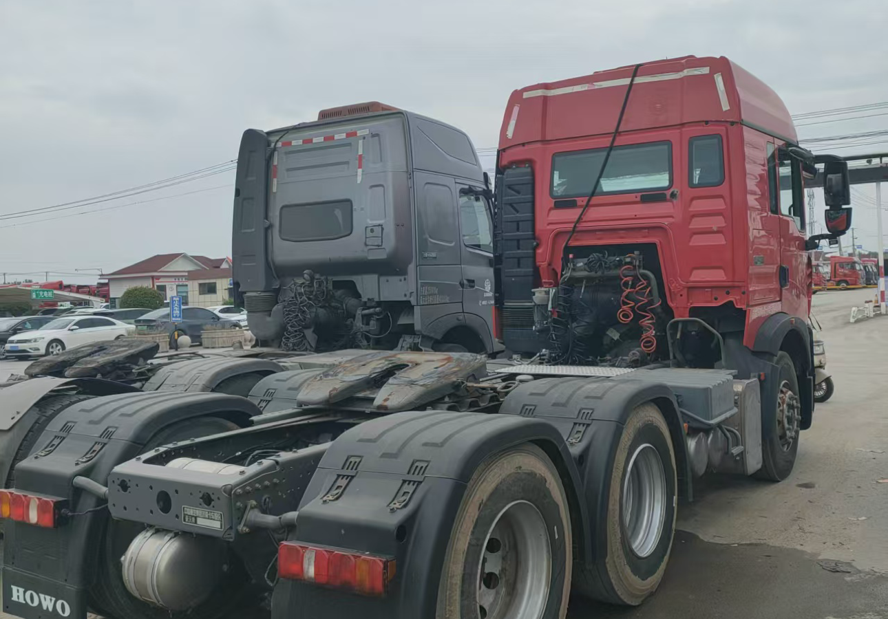 重汽豪沃 HOWO TX 460马力 6×4 牵引车 2