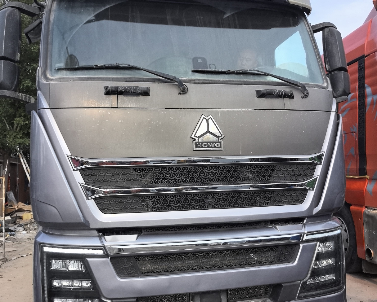 重汽豪沃 HOWO T7H 540马力 6×4 牵引车
