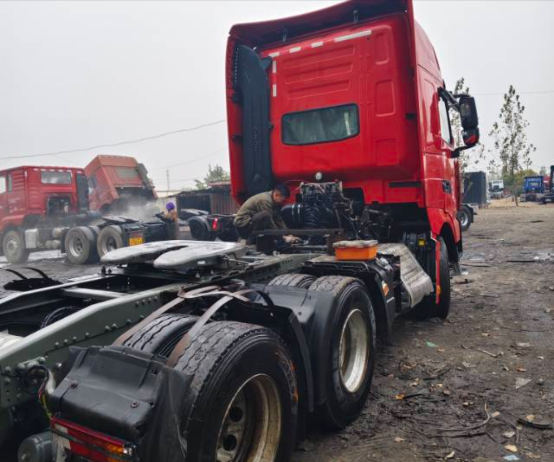 重汽豪沃 HOWO TH7 540马力 6×4 牵引车 2