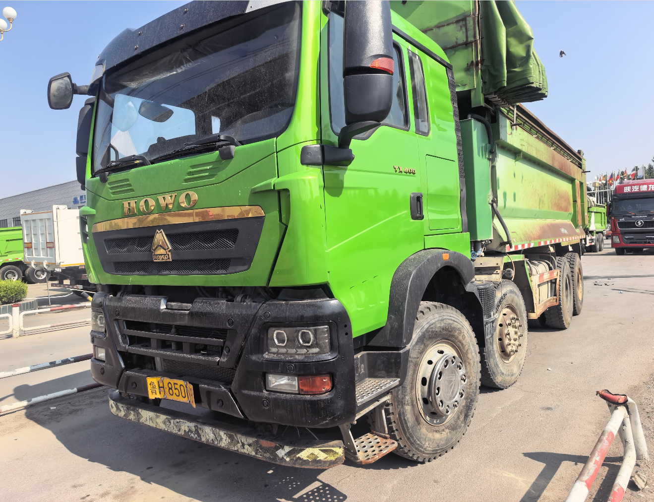 重汽豪沃 HOWO TX 400马力 8×4 自卸车