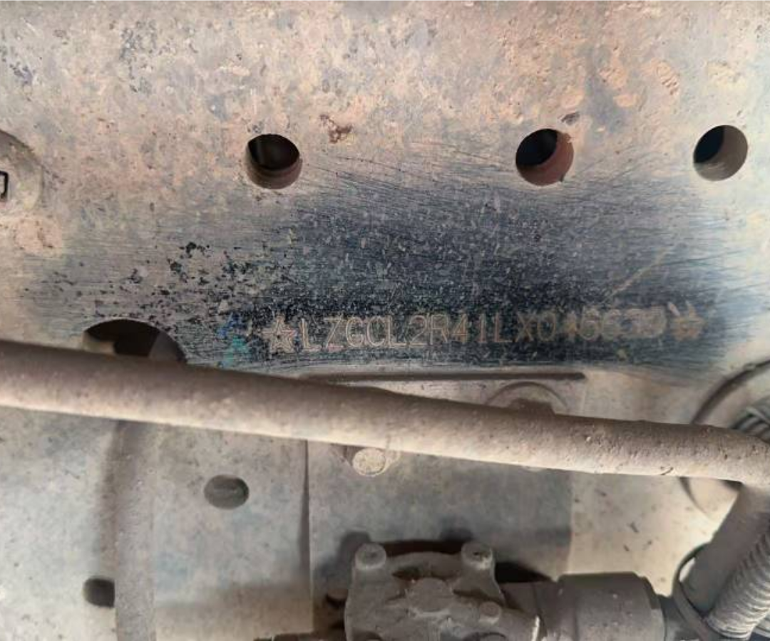 陕汽 德龙X3000 375马力 6×4 自卸车 3