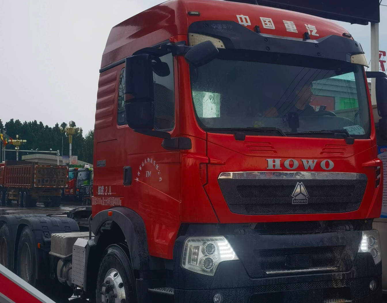 重汽豪沃 HOWO TX 460马力 6×4 牵引车
