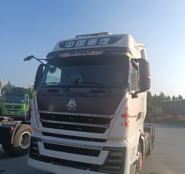 重汽豪沃 HOWO TH7 570马力 6×4 牵引车
