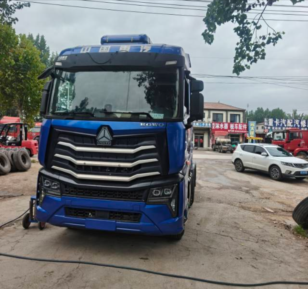 重汽豪沃 其他车系 460马力 6×4 牵引车