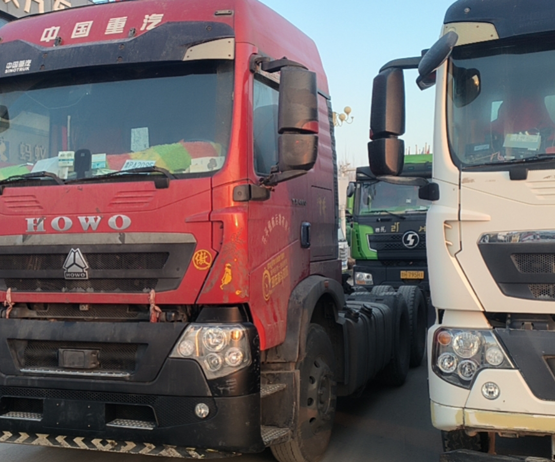 重汽豪沃 HOWO TX 460马力 6×4 牵引车