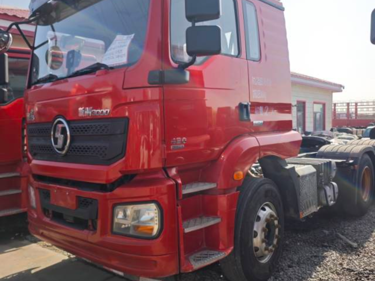 陕汽 德龙新M3000 460马力 6×4 牵引车