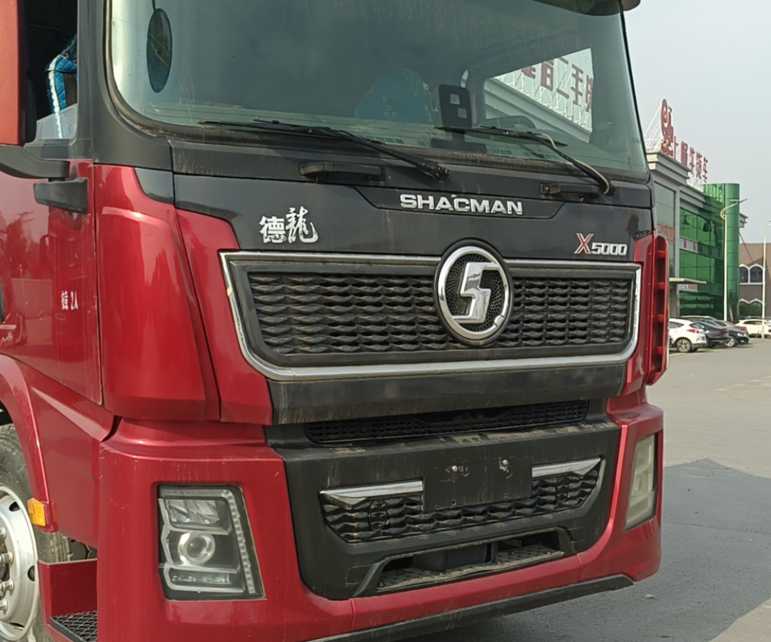 陕汽 德龙X5000 480马力 6×4 牵引车