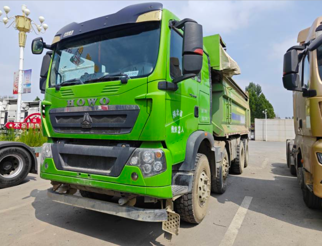 重汽豪沃 HOWO TX7 440马力 8×4 自卸车