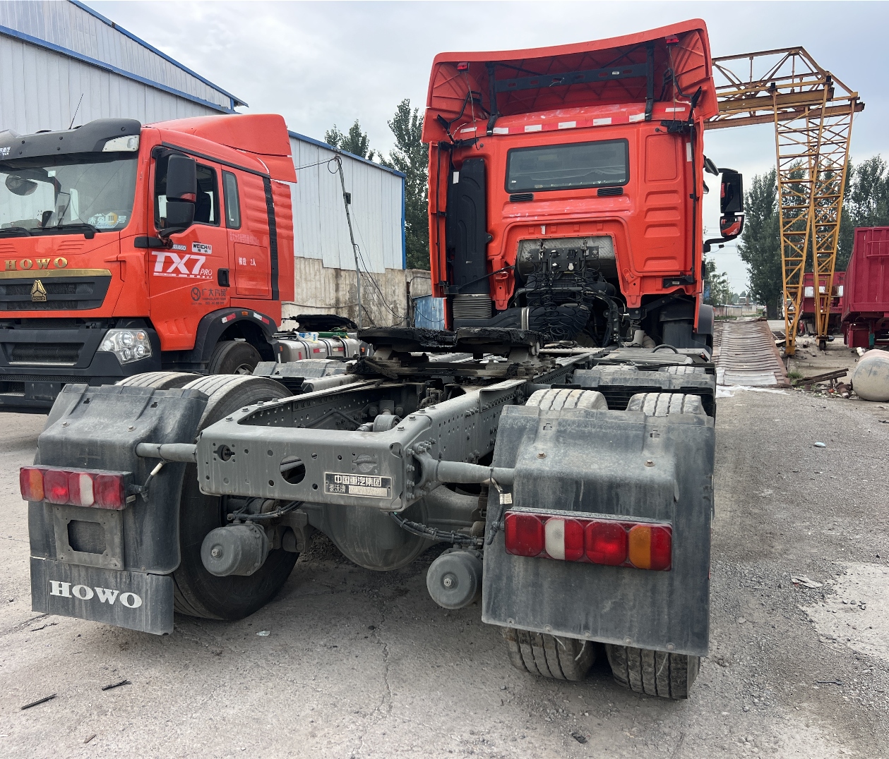 重汽豪沃 HOWO TX7 460马力 6×4 牵引车 2
