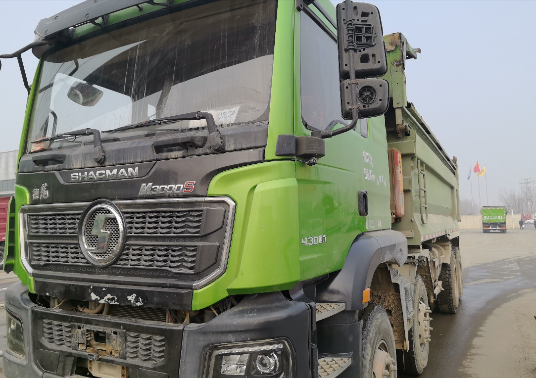 陕汽 德龙M3000S 430马力 8×4 自卸车