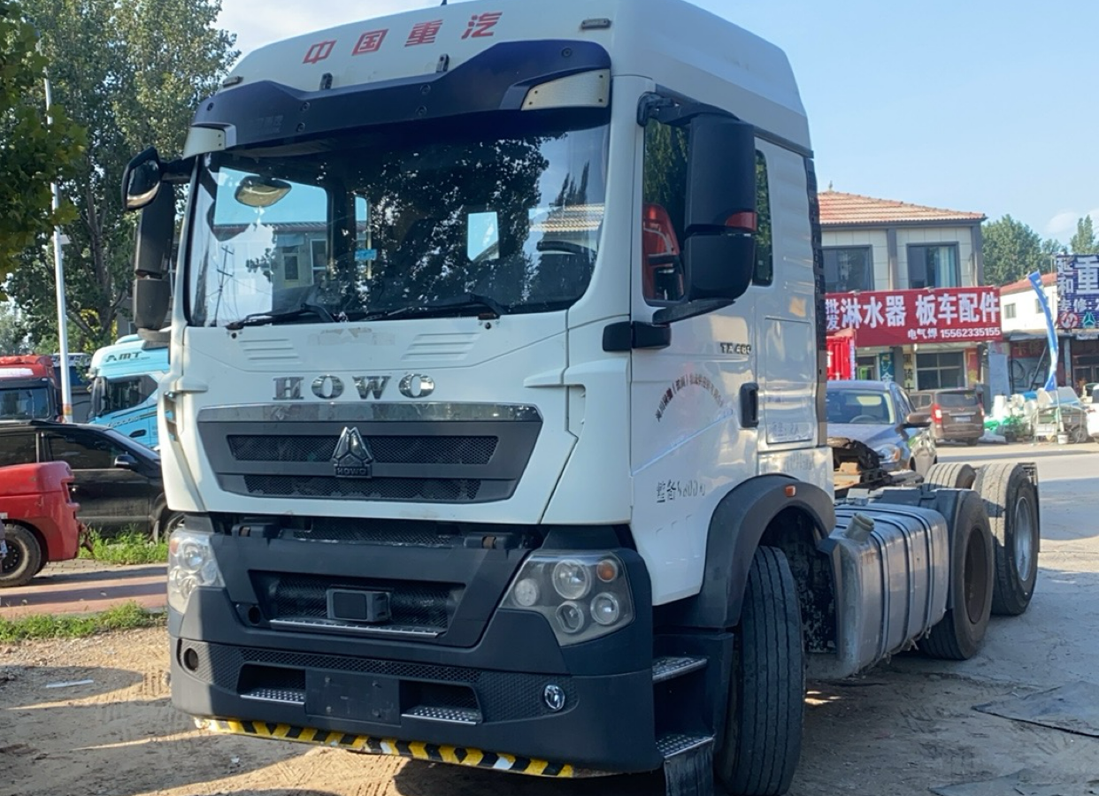 重汽豪沃 HOWO TX 460马力 6×4 牵引车
