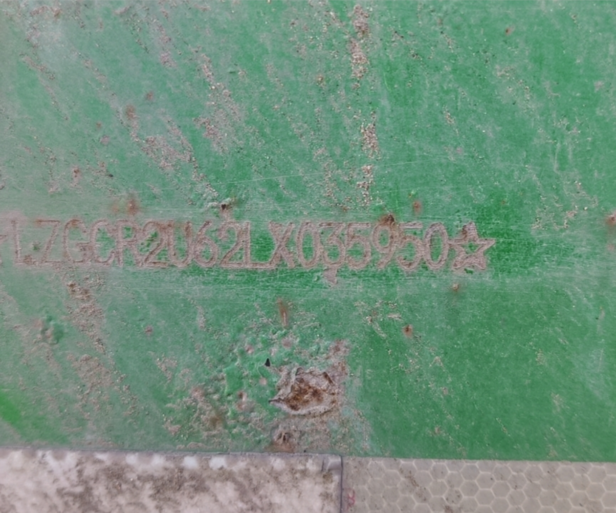 陕汽 德龙X3000 400马力 8×4 自卸车 3