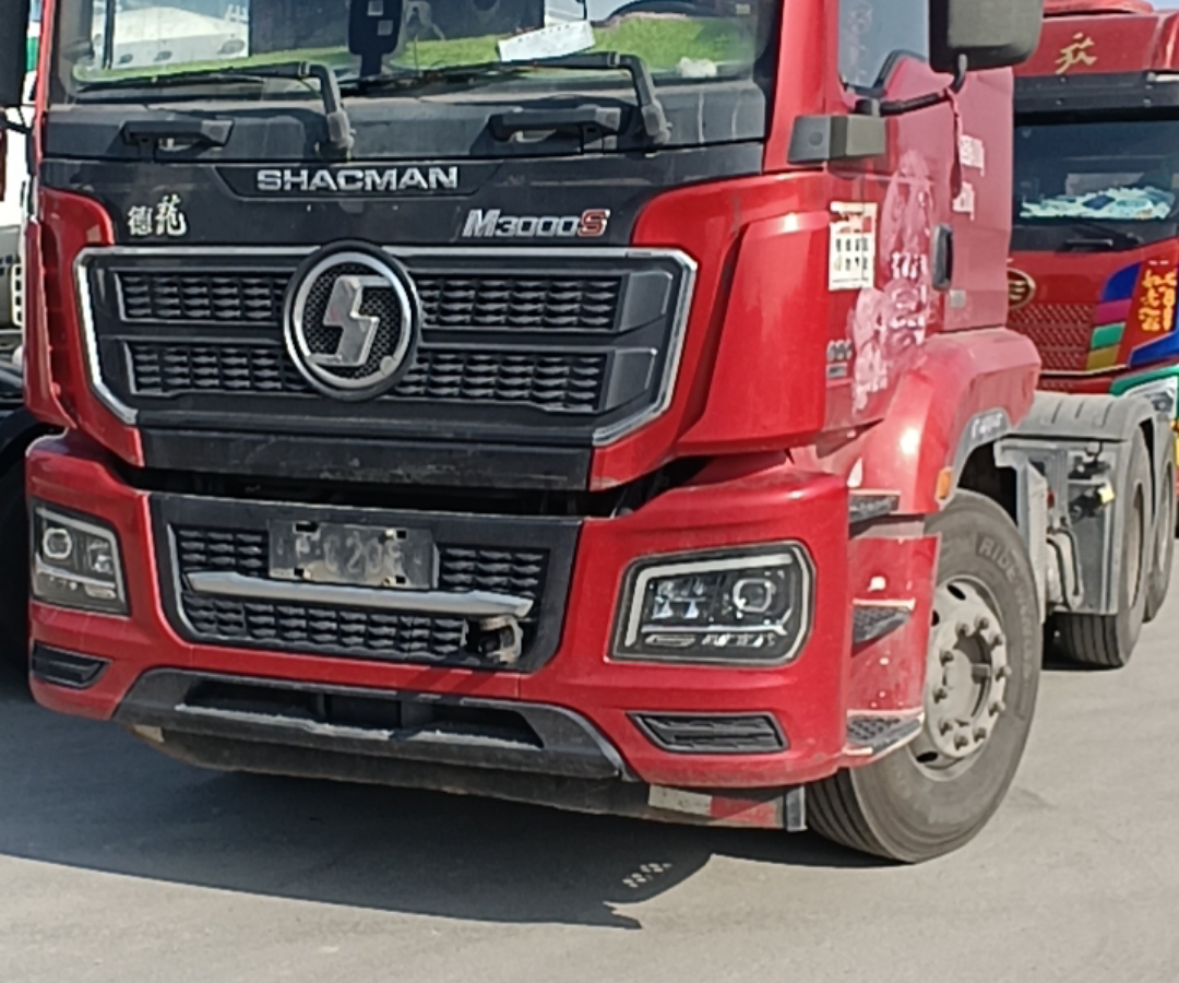 陕汽 德龙M3000S 460马力 6×4 牵引车