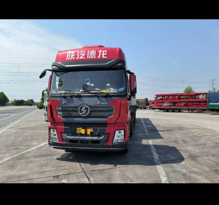 陕汽 德龙X5000 460马力 6×4 牵引车