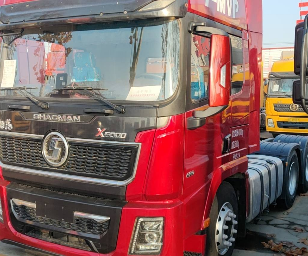 陕汽 德龙X5000 480马力 6×4 牵引车