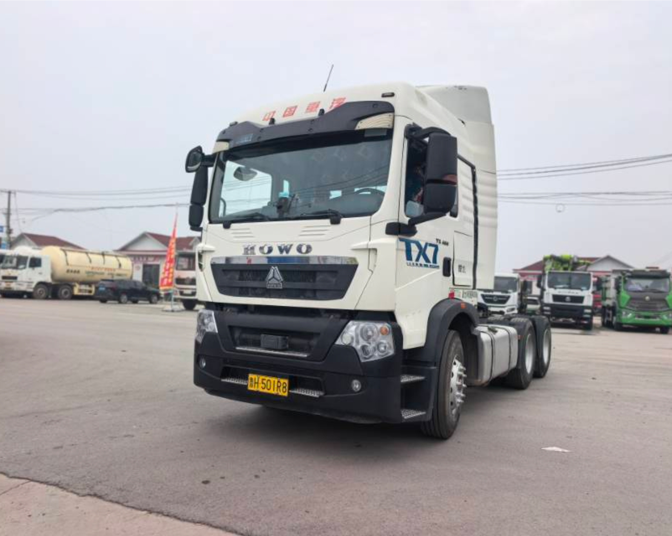 重汽豪沃 HOWO TX7 460马力 6×4 牵引车
