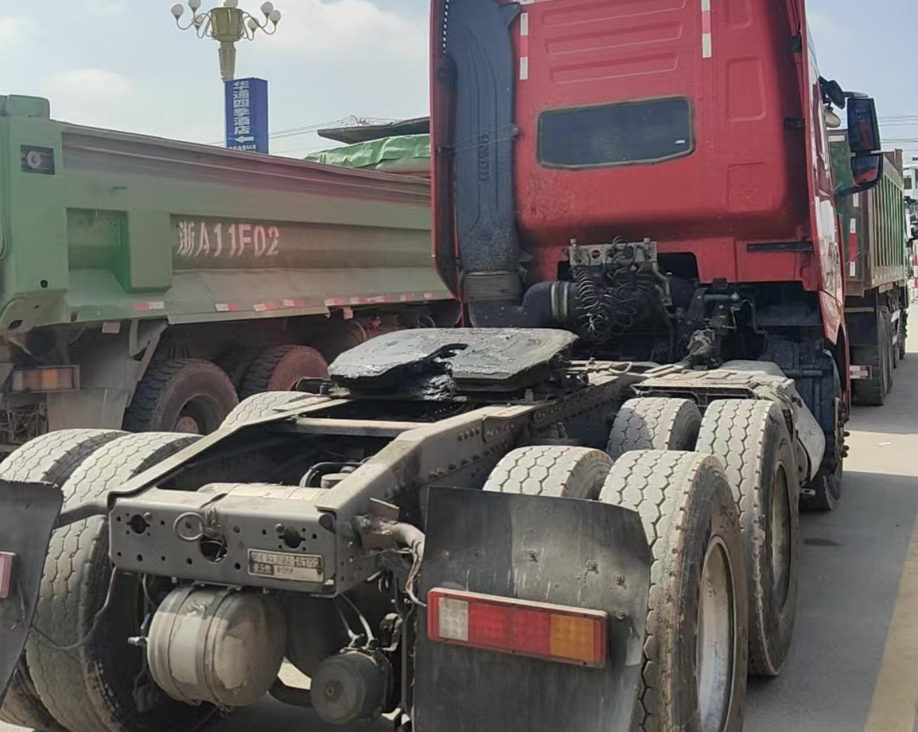 重汽豪沃 HOWO T7H 500马力 6×4 牵引车 2
