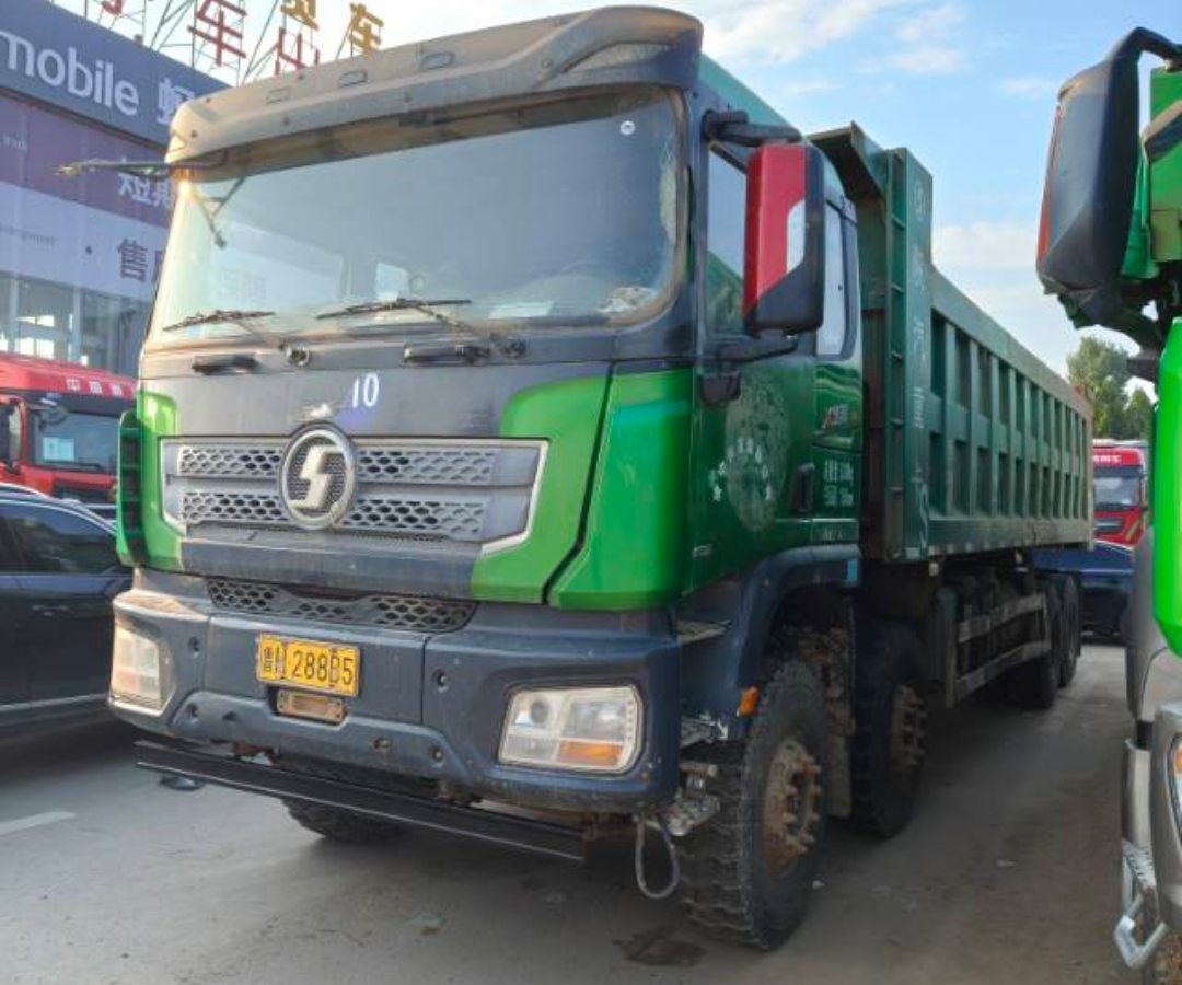 陕汽 德龙X3000 430马力 8×4 自卸车