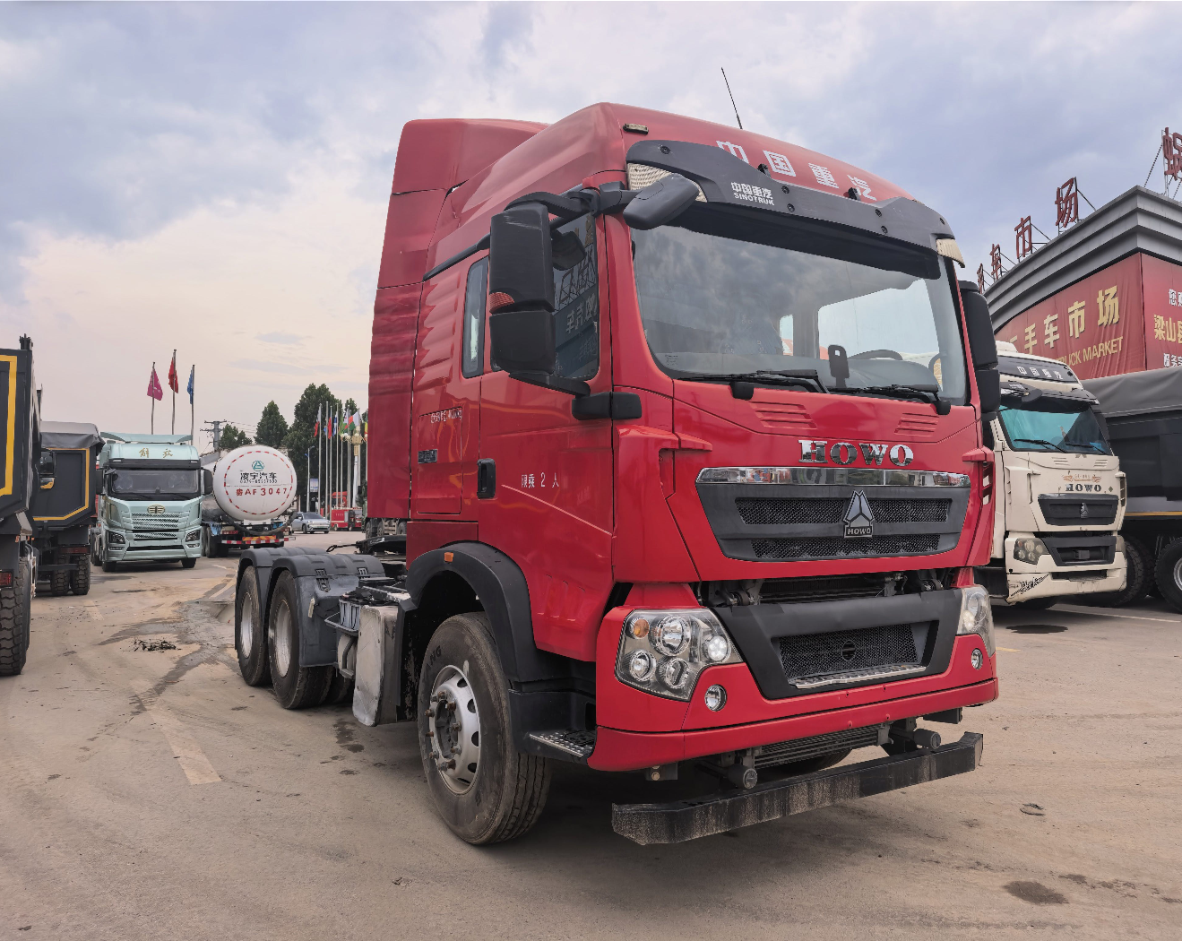 重汽豪沃 HOWO TX 460马力 8×2 牵引车