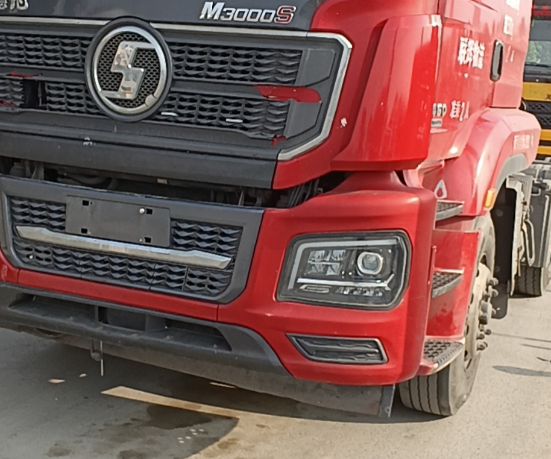 陕汽 德龙M3000S 460马力 6×4 牵引车 2