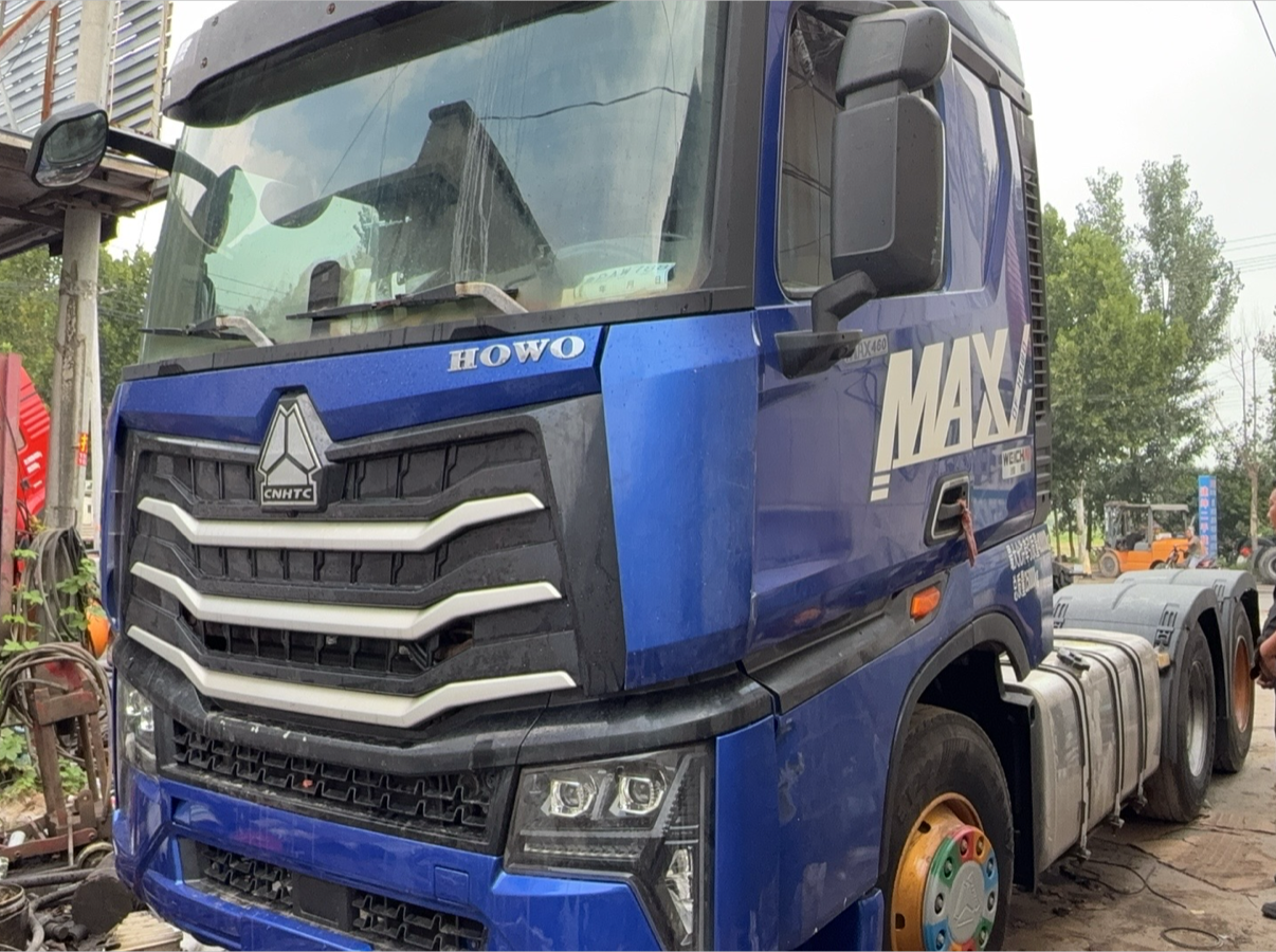 重汽豪沃 其他车系 460马力 6×4 牵引车
