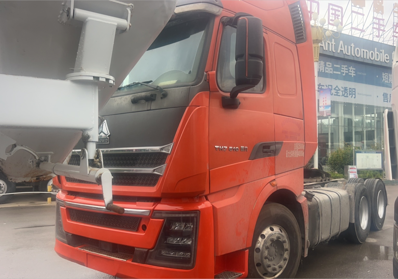 重汽豪沃 HOWO TH7 540马力 6×4 牵引车