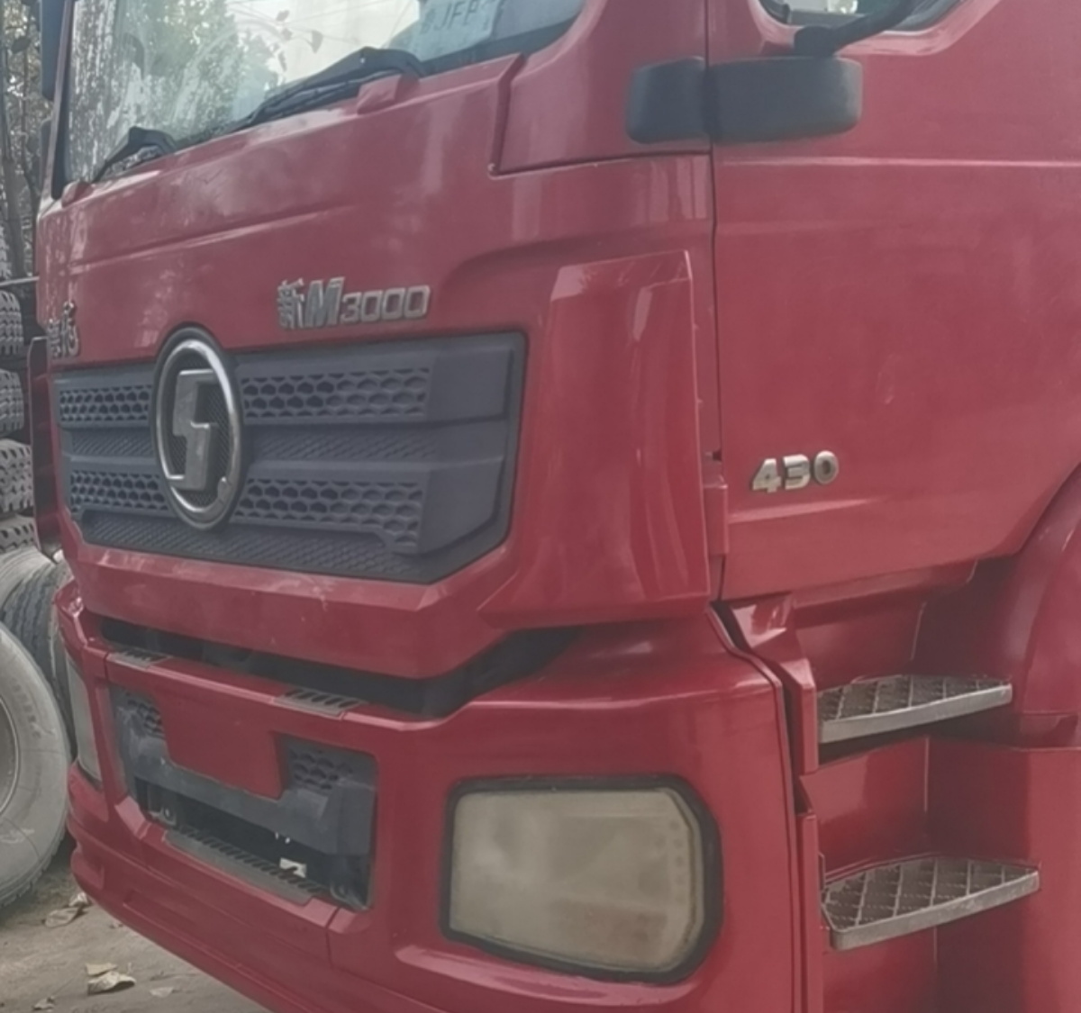 陕汽 德龙新M3000 430马力 6×4 牵引车